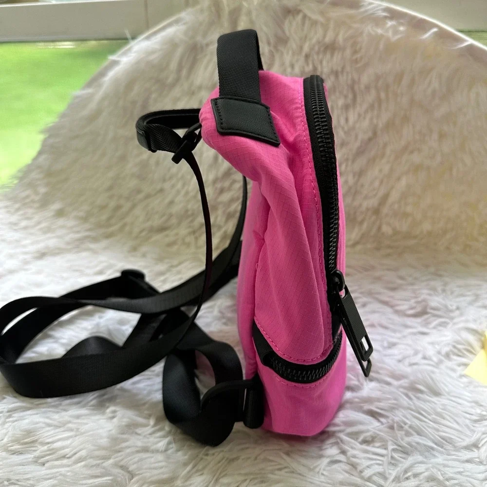 Lululemon City Adventurer Backpack Micro 3L in Vibrant Pink - Lightweight